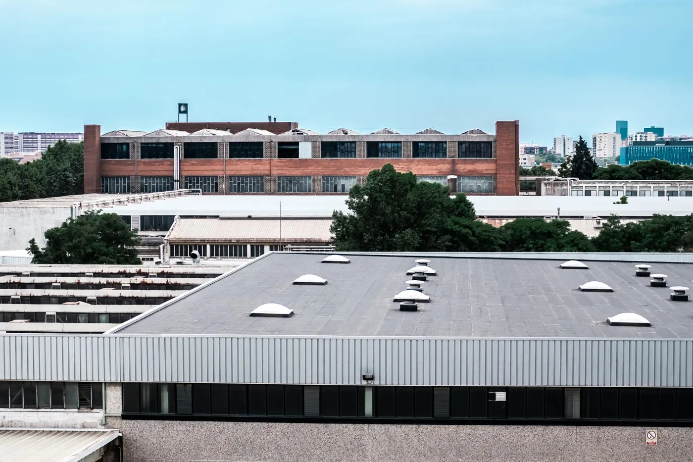 Emergency roof repair and maintenance in Concord CA